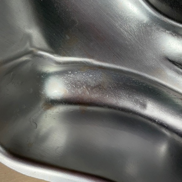 Wilton Disney WINNIE The POOH Face Cake Pan Mold #2105-3004, 2001 - Picture 5 of 7